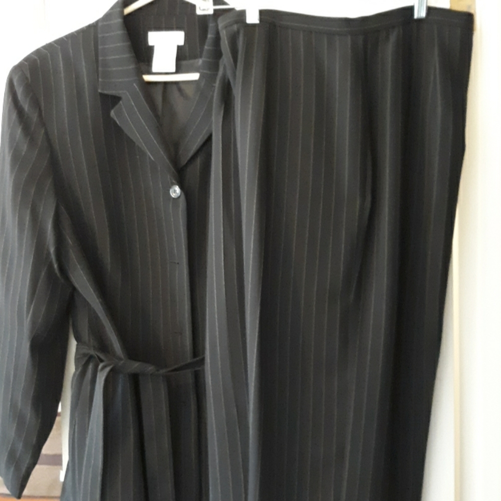 Worthington Pants Suit